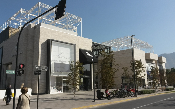 Canaletas Insytec ULMA Mall Casa Costanera